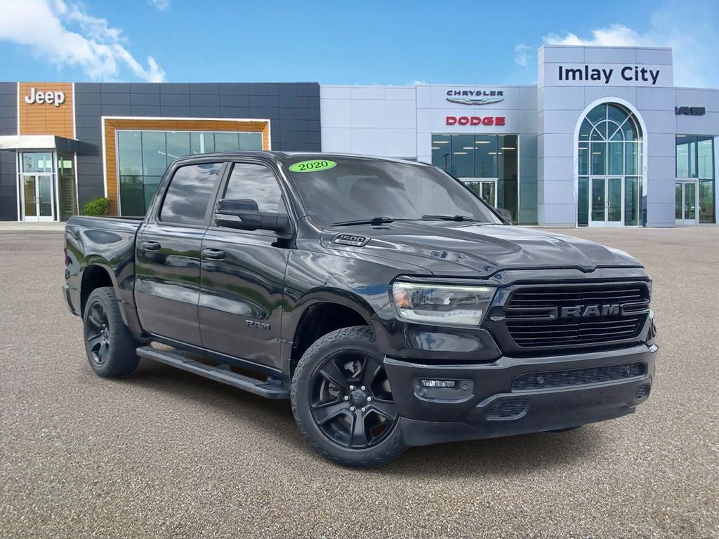 2020 RAM 1500 Big Horn Crew Cab 4x4 5'7' Box in Diamond Black Crystal Pearlcoat — front three-quarter view