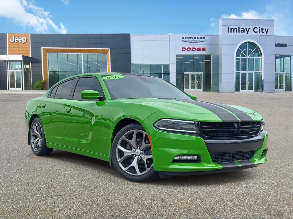 2017 Dodge Charger R/T in Green Go Clearcoat — front three-quarter view