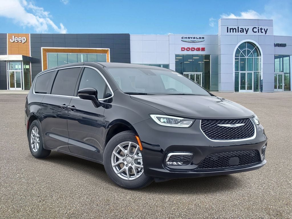 2026 Chrysler Pacifica PACIFICA SELECT in Diamond Black Crystal Pearl-Coat Exterior Paint — front three-quarter view