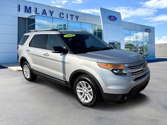 2014 Ford Explorer XLT in Ingot Silver — front three-quarter view