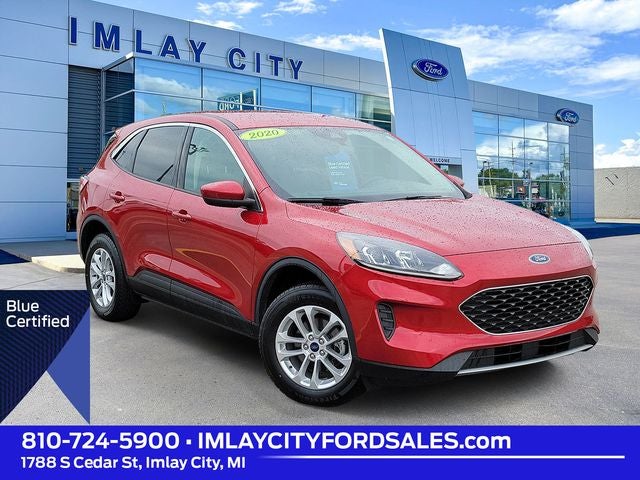 2020 Ford Escape SE in Red Metallic — front three-quarter view