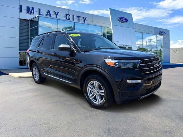 2024 Ford Explorer XLT in Agate Black Metallic — front three-quarter view