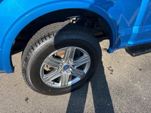 2019 Ford F-150 — interior view